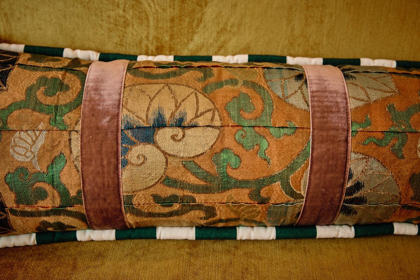WILFRED | antique textile collection