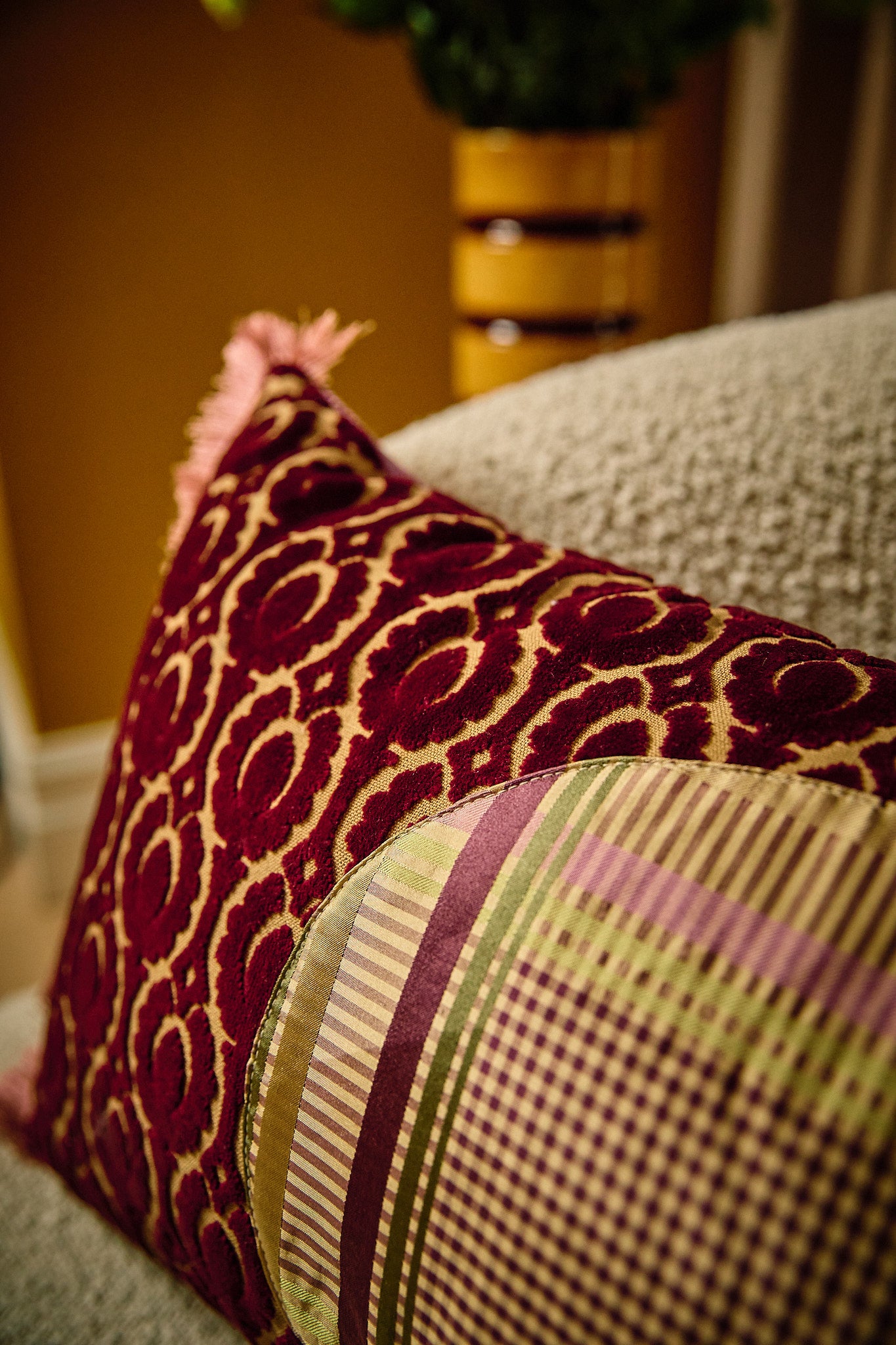 BLOOMSBURY | antique textile collection