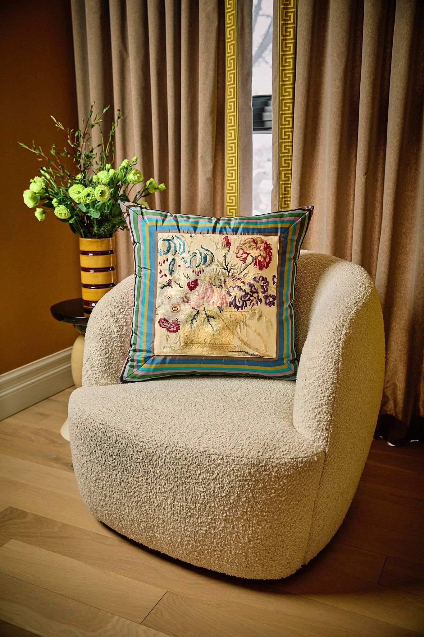 CAULFIELD | antique textile collection